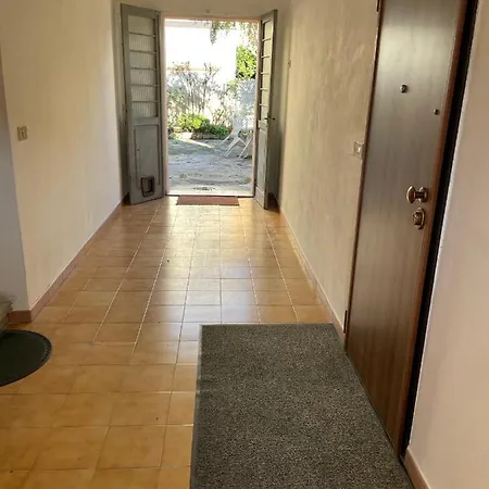 Daisy House Lägenhet *